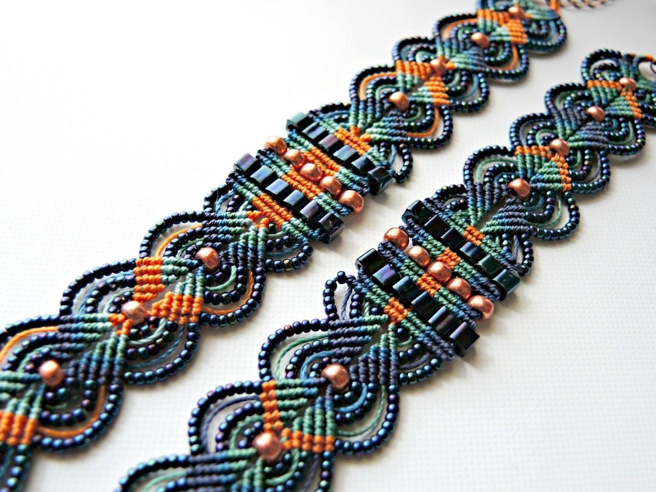 Micro macrame